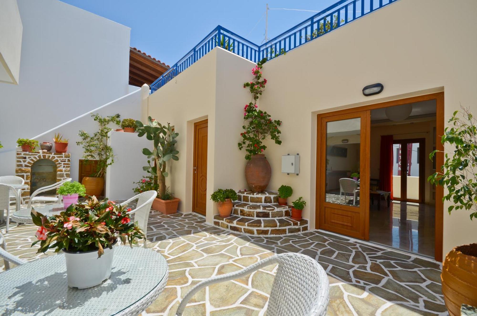 Margo Studios Naxos City Экстерьер фото
