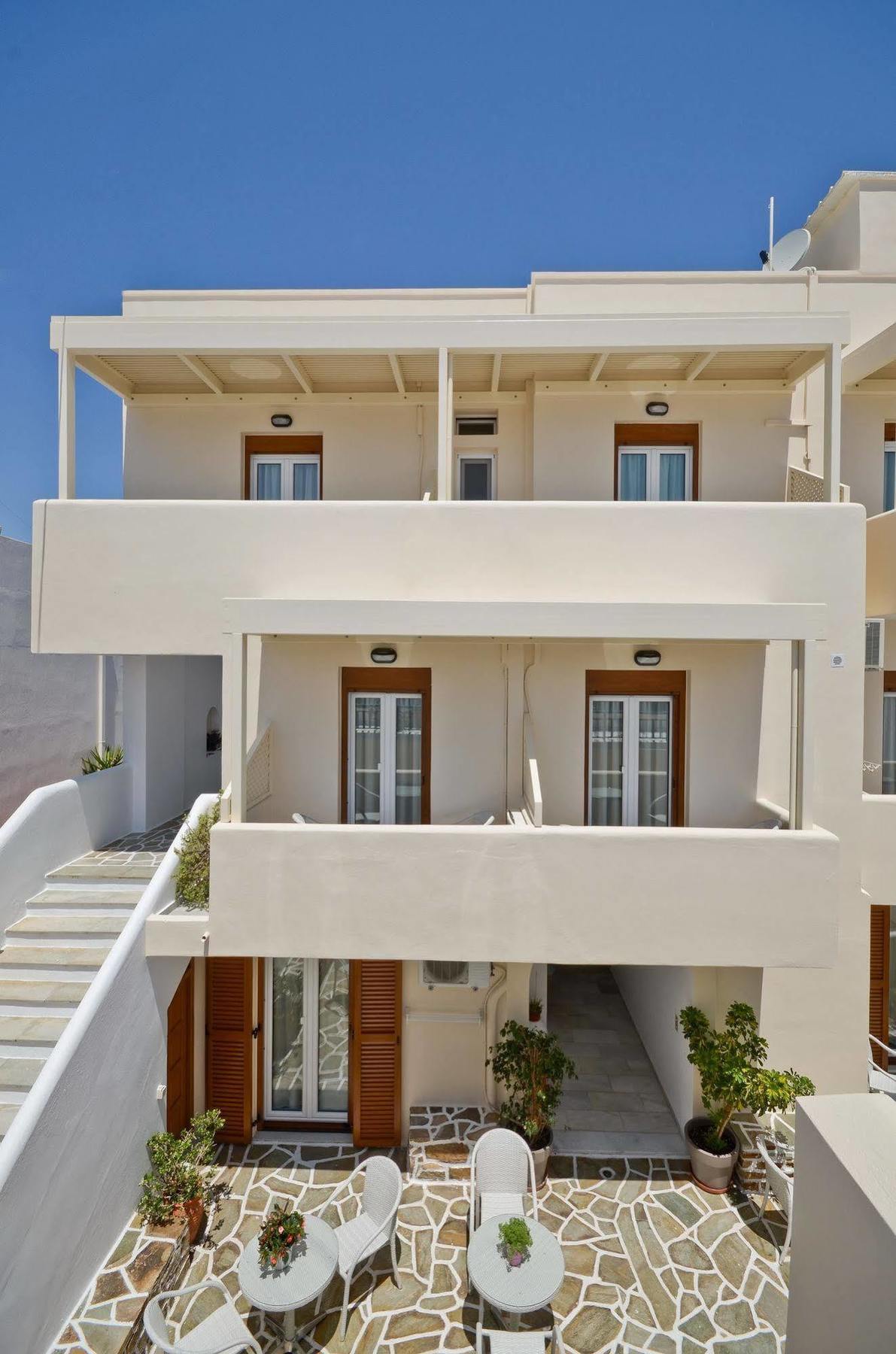 Margo Studios Naxos City Экстерьер фото